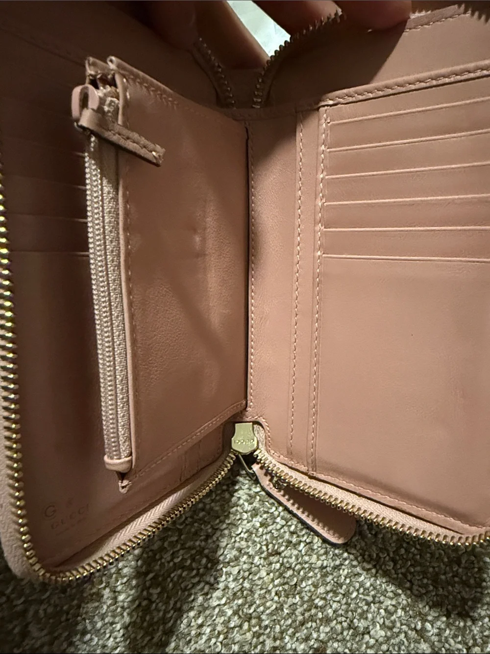 Gucci Wallet - Picture 4 of 5